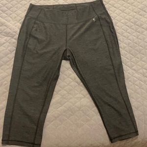Danskin Now Women’s Spandex Capri’s